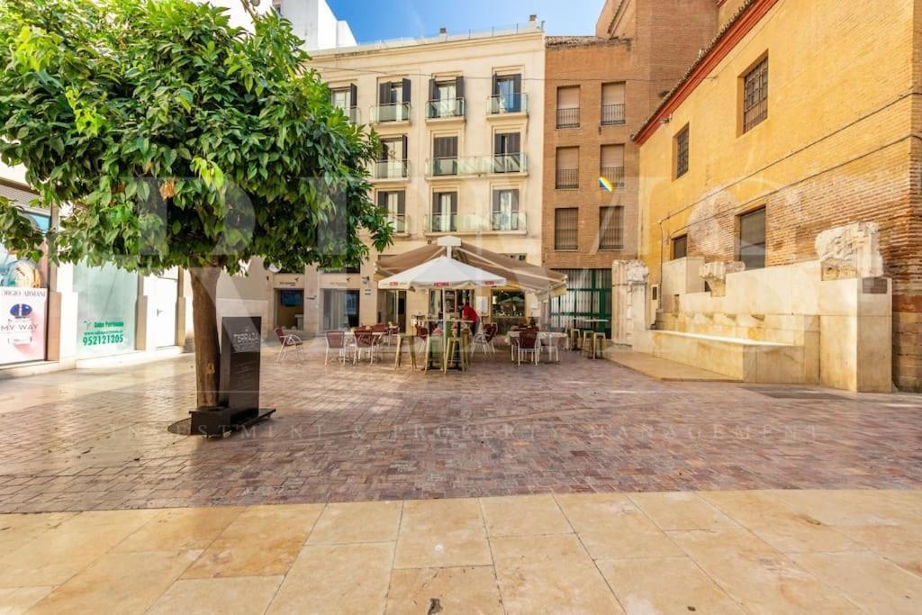 Cozy In The Heart Of By Rems Apartment Malaga