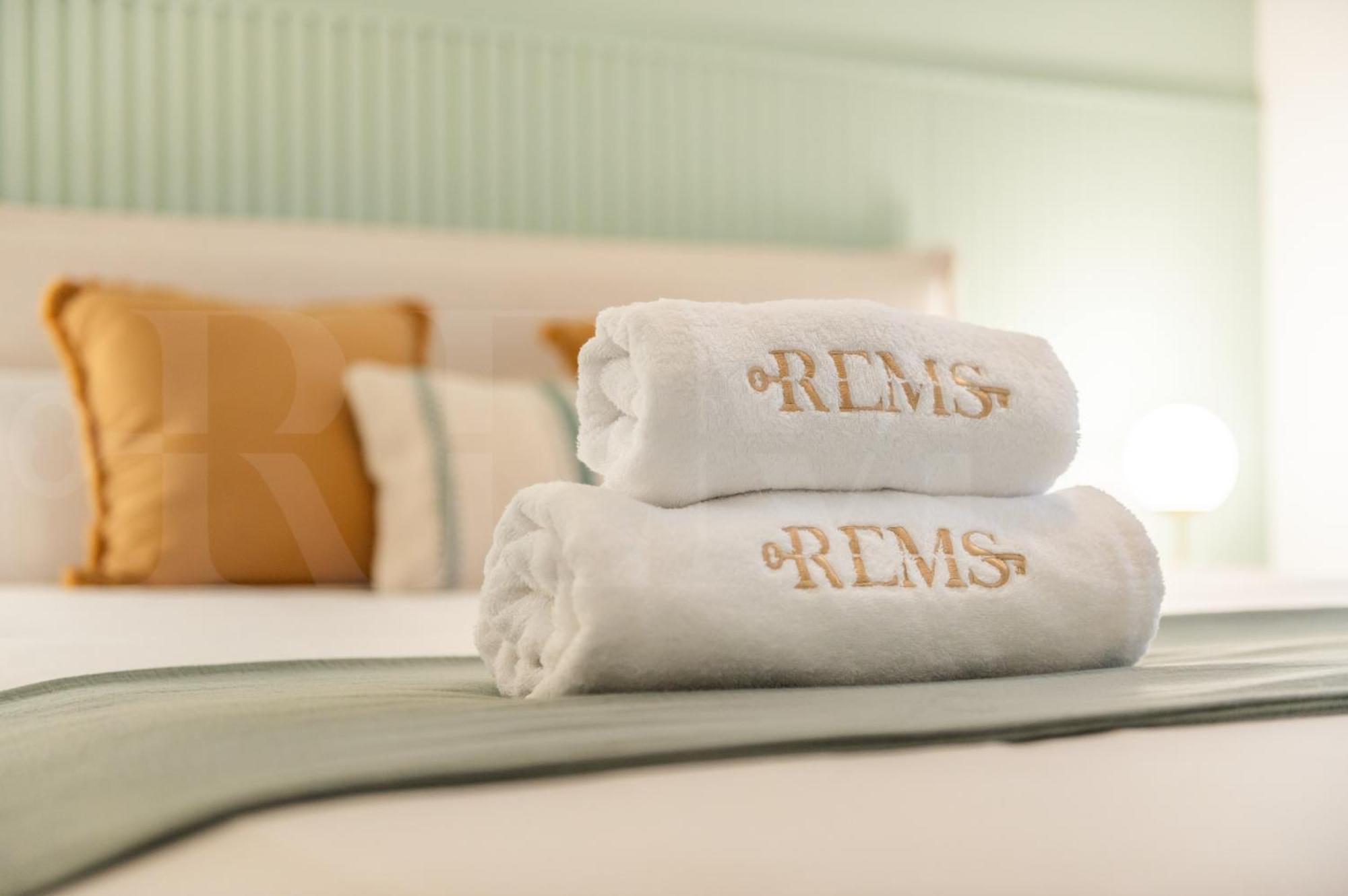Cozy In The Heart Of By Rems Apartment Malaga